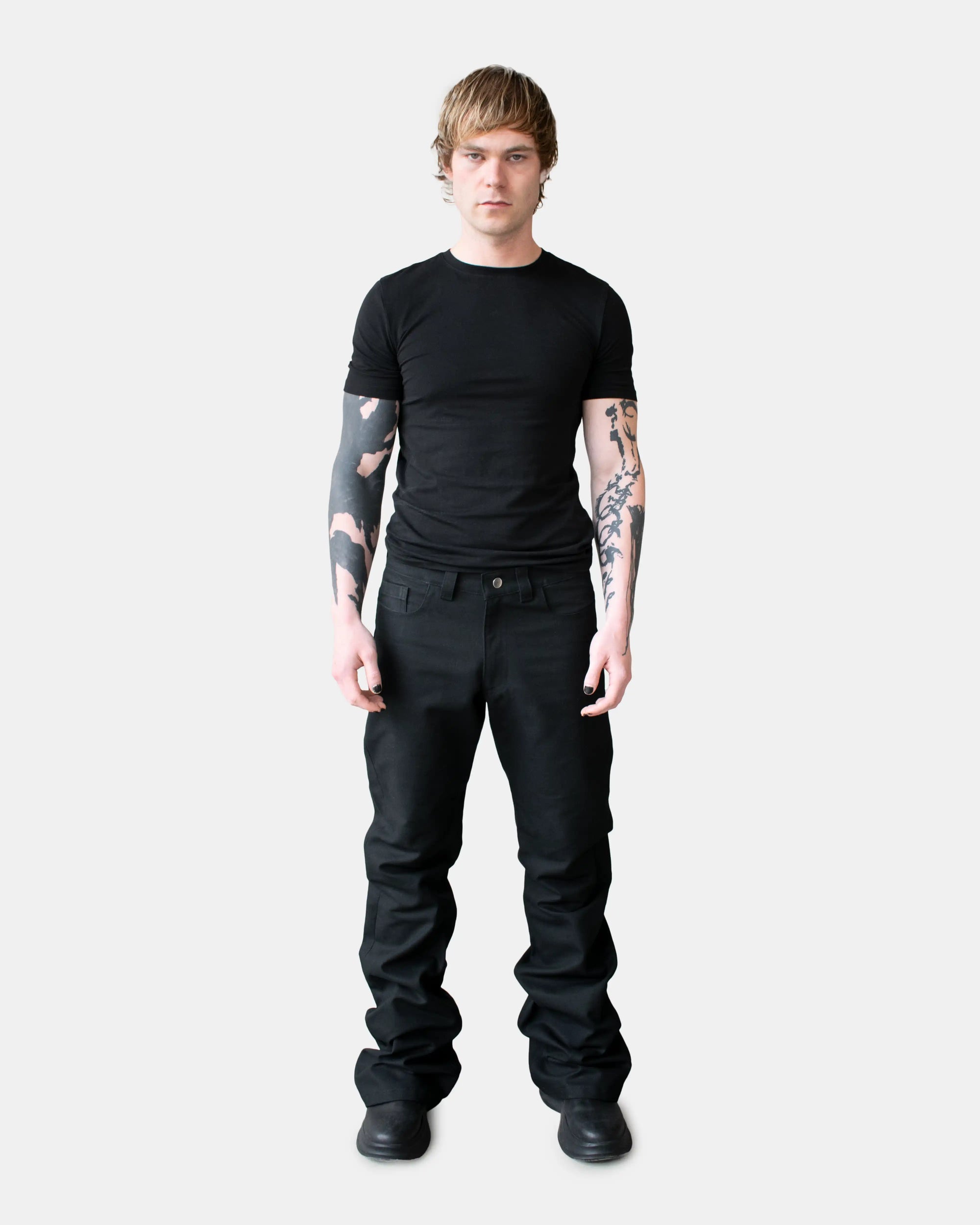BLACK STACKED PANTS